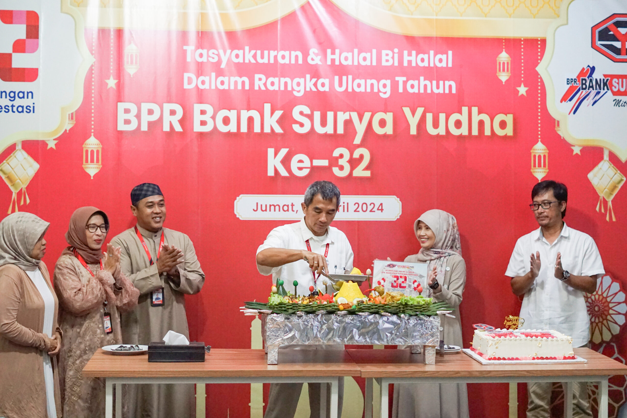 Tasyakuran Dan Halal Bi Halal Dalam Rangka Hut Bsy Ke Bpr Bank